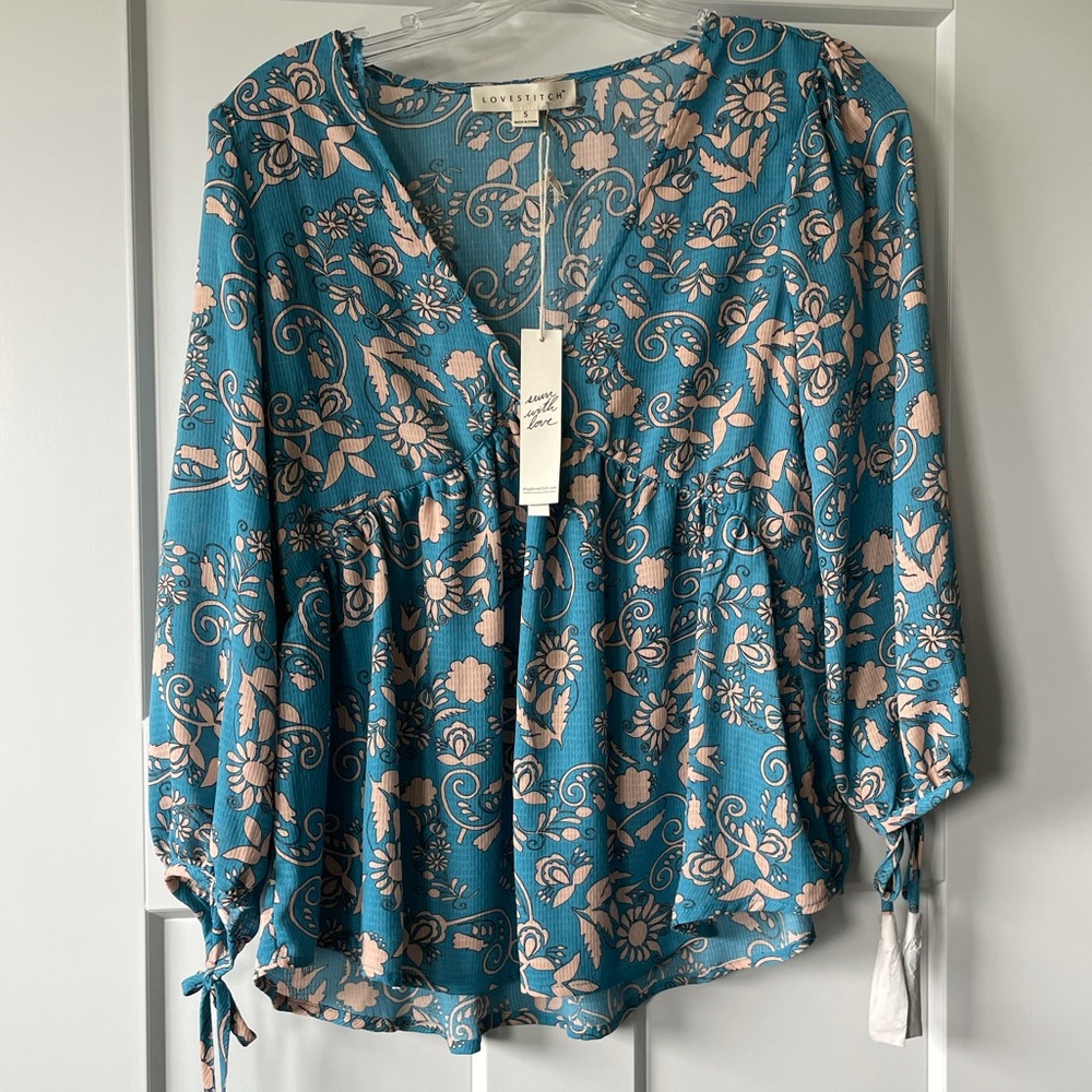 NWT VICI DOLLS TOP!